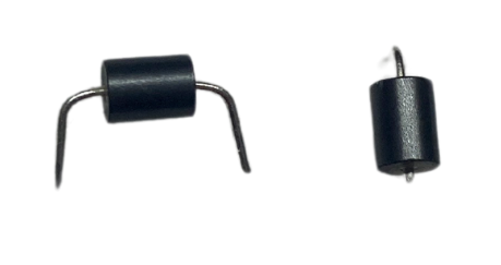 BL01RN1A2A2B Ferrit Boncuk 0.20Ω 7A Axial THT EMI Filtre Indüktör